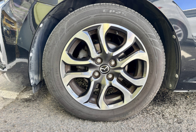 Mazda 2 Skyactiv-G 1.5 i 16V S&S 90 cv // Première main // Boîte automatique