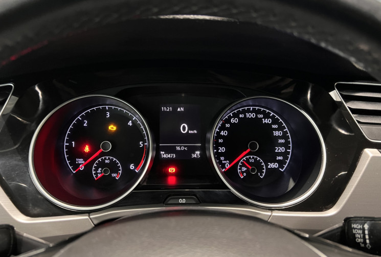 Volkswagen Touran 1.6 TDI 115 CH BLUEMOTION TECHNOLOGY FAP ALLSTAR 5 PLACES BVM6