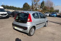 Peugeot 107 1.0 / 68 CH / TRENDY / CLIM 