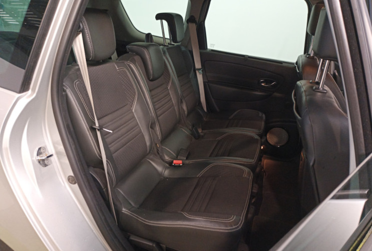Renault GRAND SCENIC 1.6 dCi 130ch energy / entretien à jour