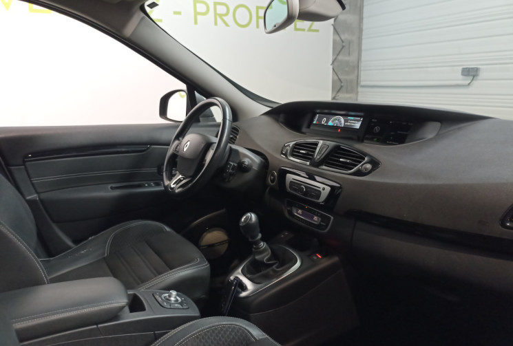 Renault GRAND SCENIC 1.6 dCi 130ch energy / entretien à jour