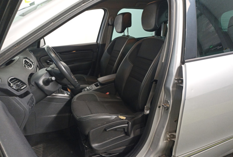 Renault GRAND SCENIC 1.6 dCi 130ch energy / entretien à jour