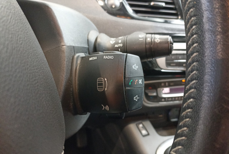 Renault GRAND SCENIC 1.6 dCi 130ch energy / entretien à jour