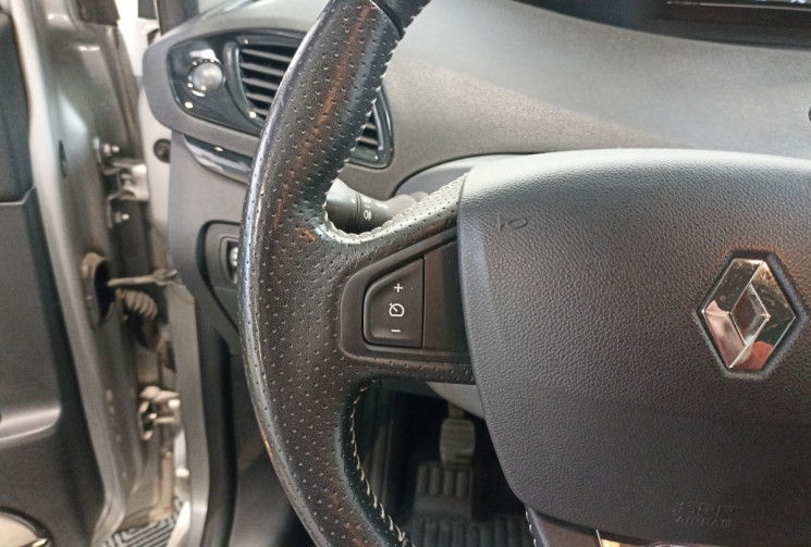 Renault GRAND SCENIC 1.6 dCi 130ch energy / entretien à jour