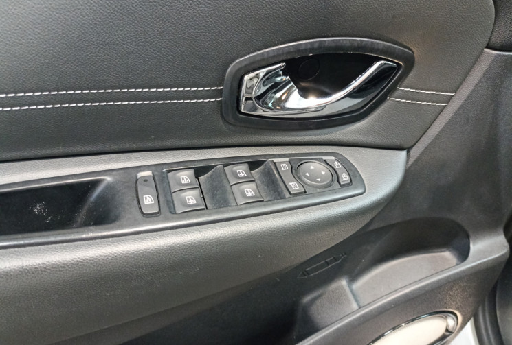 Renault GRAND SCENIC 1.6 dCi 130ch energy / entretien à jour