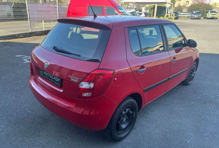 Skoda Fabia II 1.2 HTP 60 / IDEAL JEUNE CONDUCTEUR / GARANTIE 6 MOIS