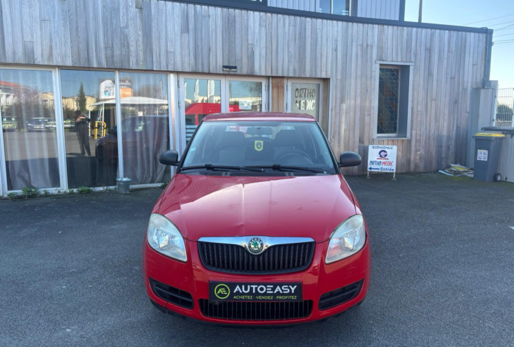 Skoda Fabia II 1.2 HTP 60 / IDEAL JEUNE CONDUCTEUR / GARANTIE 6 MOIS