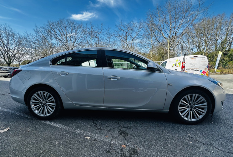 Opel INSIGNIA 2.0 CDTI 120ch Cosmo Kit distribution récent