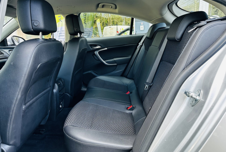 Opel INSIGNIA 2.0 CDTI 120ch Cosmo Kit distribution récent