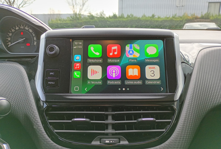 Peugeot 208 1.2 essence 84ch Allure / Distribution OK