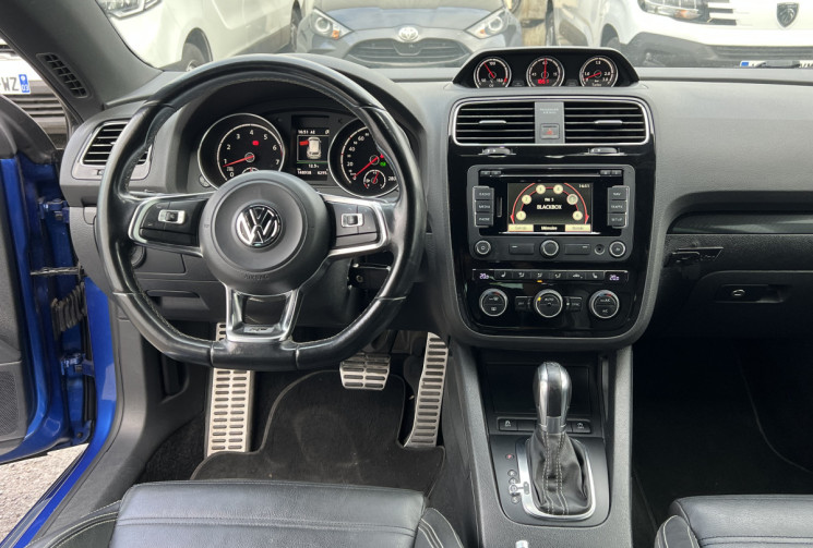 Volkswagen Scirocco 2.0 TSI 180 cv R-line DSG * Sièges Cuir Chauffants * Caméra * Excellent Etat