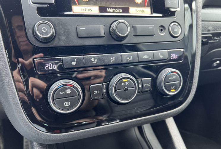 Volkswagen Scirocco 2.0 TSI 180 cv R-line DSG * Sièges Cuir Chauffants * Caméra * Excellent Etat