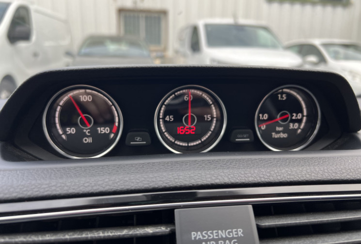 Volkswagen Scirocco 2.0 TSI 180 cv R-line DSG * Sièges Cuir Chauffants * Caméra * Excellent Etat