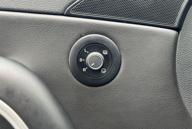 Volkswagen Scirocco 2.0 tsi 180 bluemotion r-line dsg bva  Sieges Cuir/chauffants