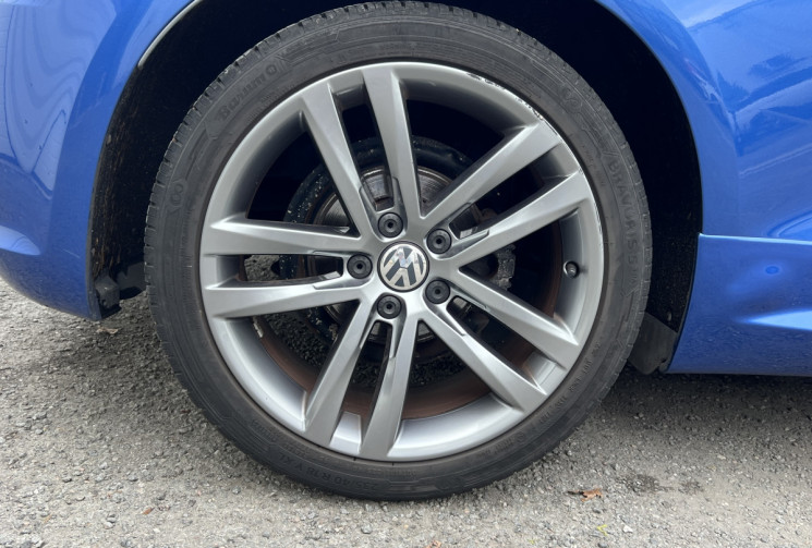 Volkswagen Scirocco 2.0 TSI 180 cv R-line DSG * Sièges Cuir Chauffants * Caméra * Excellent Etat