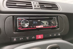 FIAT Panda III 1.2 i 69 S&S POP BVM5 + Attelage