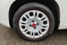 FIAT Panda III 1.2 i 69 S&S POP BVM5 + Attelage