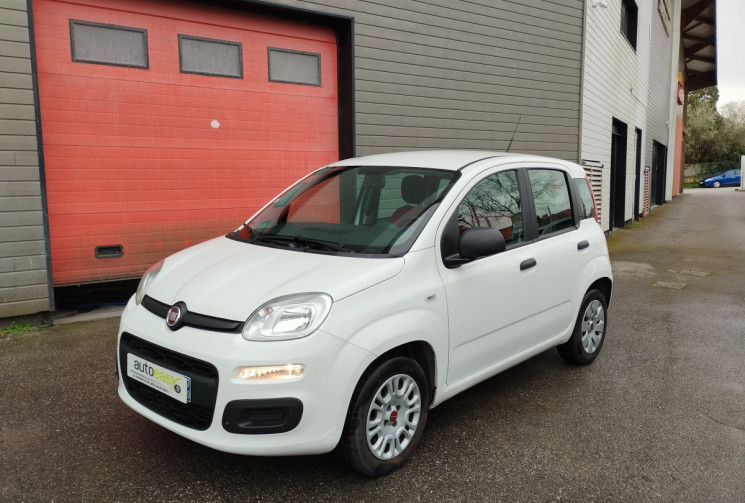 FIAT Panda III 1.2 i 69 S&S POP BVM5 + Attelage