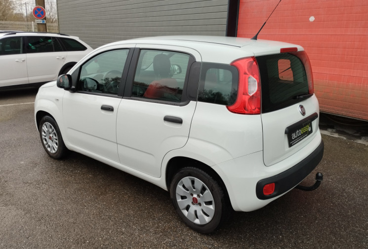 FIAT Panda III 1.2 i 69 S&S POP BVM5 + Attelage