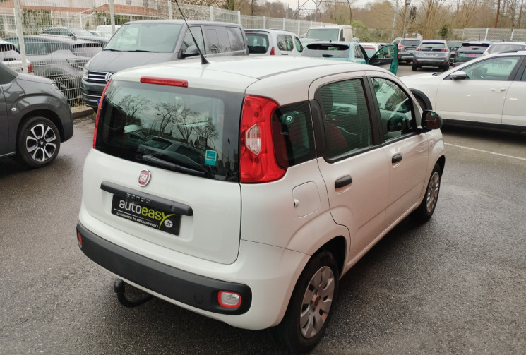 FIAT Panda III 1.2 i 69 S&S POP BVM5 + Attelage
