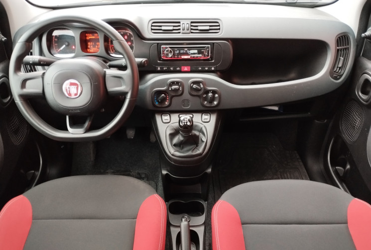 FIAT Panda III 1.2 i 69 S&S POP BVM5 + Attelage