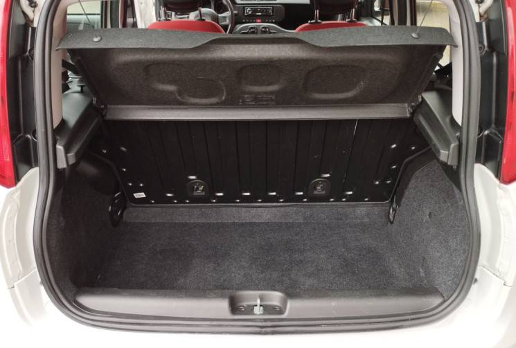 FIAT Panda III 1.2 i 69 S&S POP BVM5 + Attelage