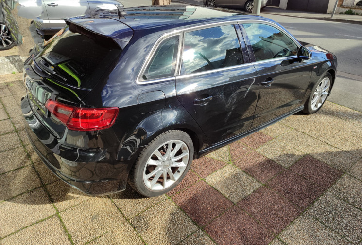 Audi A3 SPORTBACK 1.6 / 110 ch  Tdi / S-line