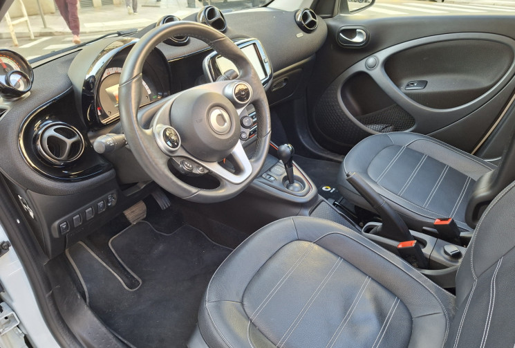 SMART FORFOUR 82 CH PRIME 15500 kms