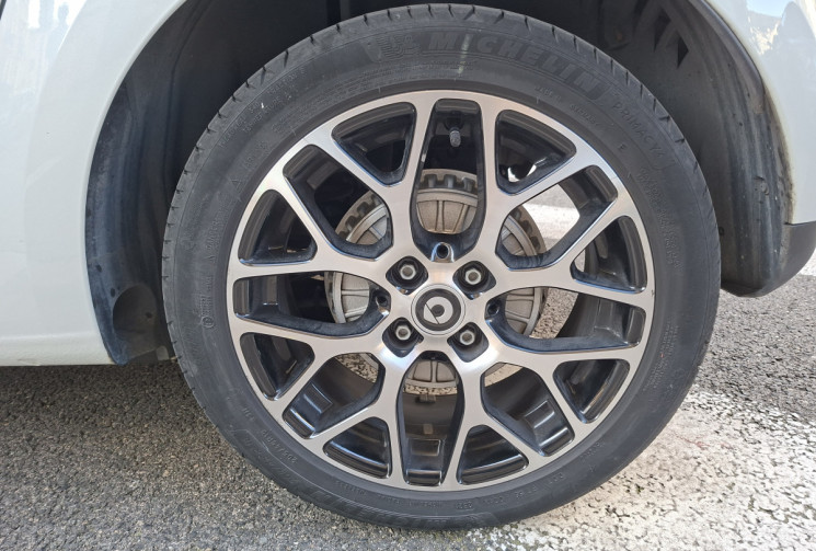 SMART FORFOUR 82 CH PRIME 15500 kms