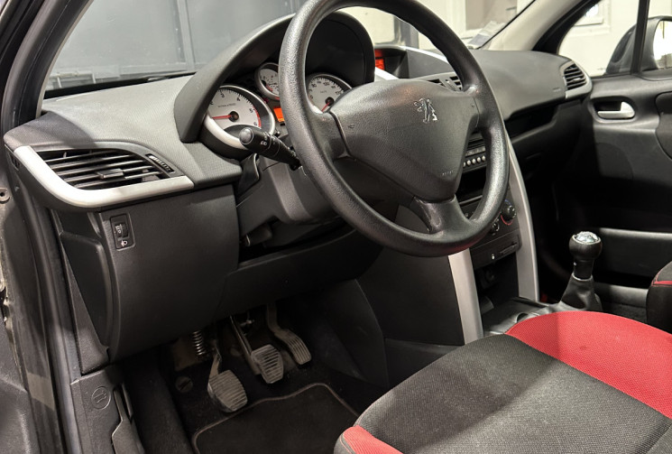 Peugeot 207 SW Série 64 1.6 HDI