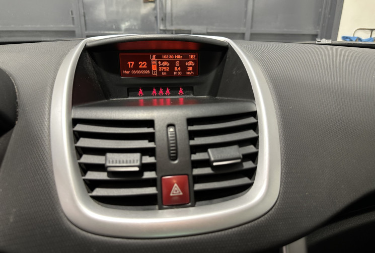 Peugeot 207 SW Série 64 1.6 HDI