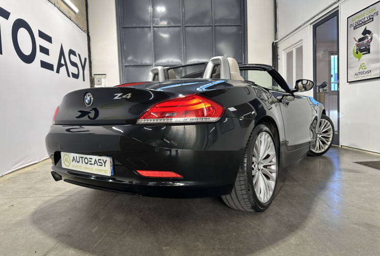 BMW Z4 S Drive 2.5 E89 204 ch RHD