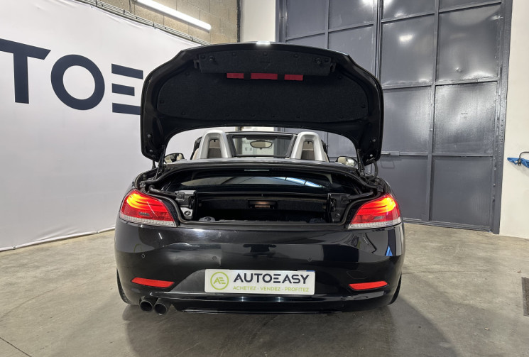 BMW Z4 S Drive 2.5 E89 204 ch RHD