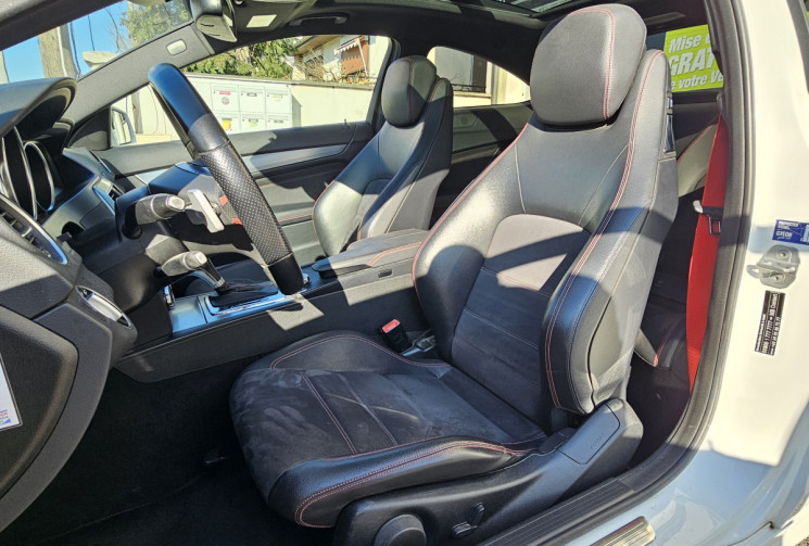 Mercedes Classe C 180 coupé 1.6i TURBO 156 cv pack AMG PLUS  Toit Panoramique 