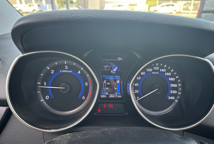 Hyundai i30 COUPE 1.6 CRDi 128 PREMIUM 