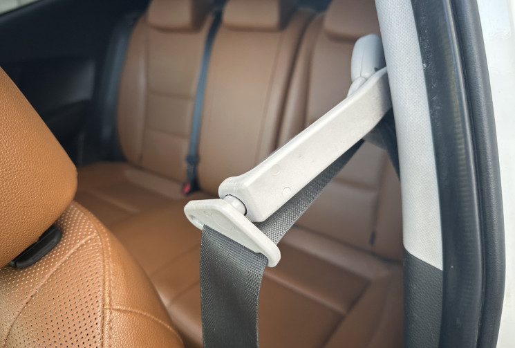 Hyundai i30 COUPE 1.6 CRDi 128 PREMIUM 