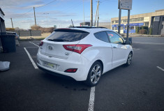 Hyundai i30 COUPE 1.6 CRDi 128 PREMIUM 