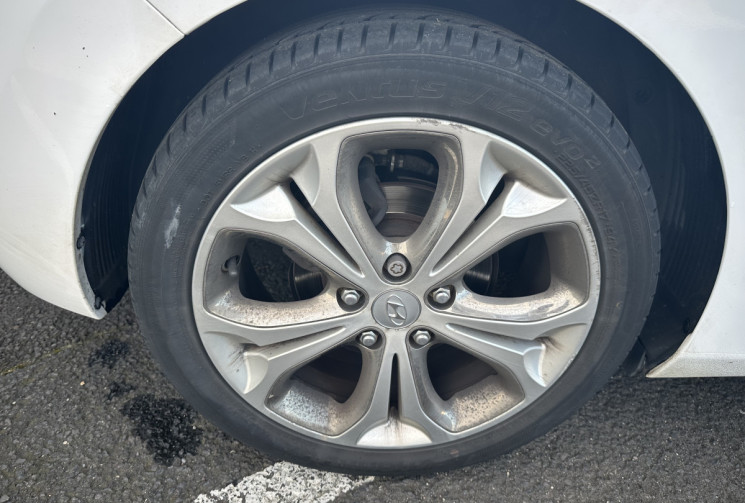 Hyundai i30 COUPE 1.6 CRDi 128 PREMIUM 