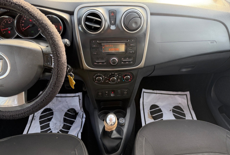 Dacia Sandero  1.5 dCi 90 eco2 LAUREATE - ENTRETIEN A JOUR