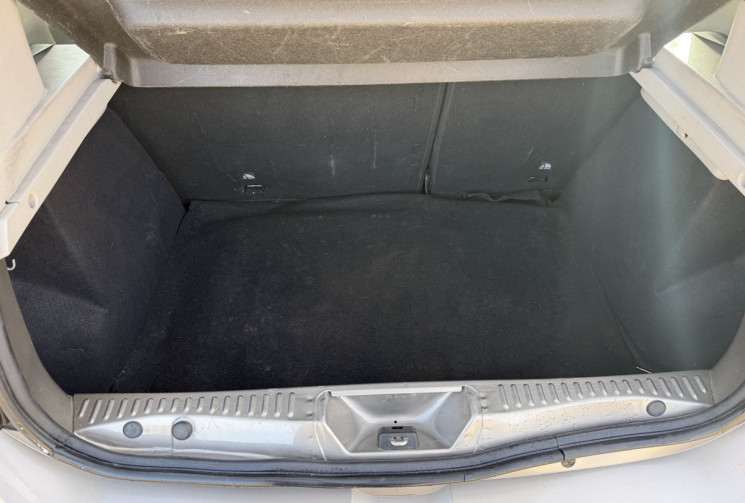 Dacia Sandero  1.5 dCi 90 eco2 LAUREATE - ENTRETIEN A JOUR