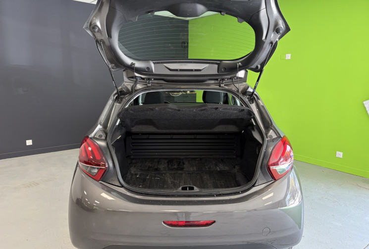 Peugeot 208 1.5 BLUE HDI 102 CV AFFAIRE PREMIUM