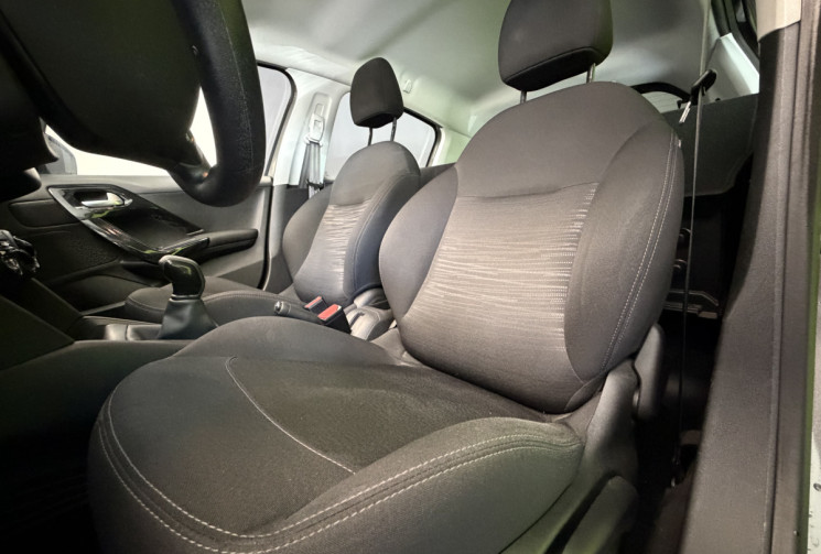 Peugeot 208 1.5 BLUE HDI 102 CV AFFAIRE PREMIUM