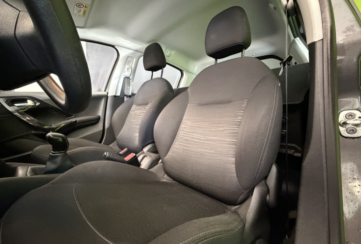 Peugeot 208 1.5 BLUE HDI 102 CV AFFAIRE PREMIUM