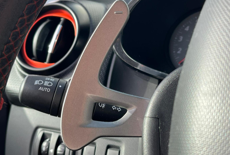 Renault Clio 4 RS 1.6 T 200ch EDC