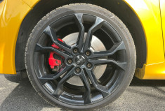 Renault Clio 4 RS 1.6 T 200ch EDC