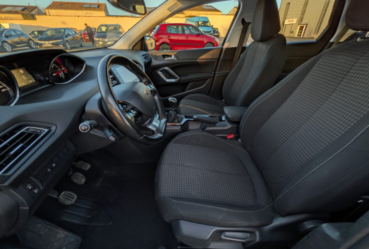 Peugeot 308 SW II 1.5 HDi 130 ACTIVE BUSINESS / HISTORIQUE D'ENTRETIEN COMPLET / GARANTIE 12 MOIS