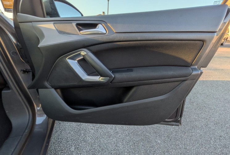 Peugeot 308 SW II 1.5 HDi 130 ACTIVE BUSINESS / HISTORIQUE D'ENTRETIEN COMPLET / GARANTIE 12 MOIS