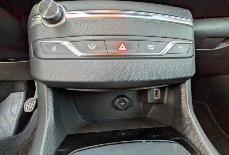 Peugeot 308 SW II 1.5 HDi 130 ACTIVE BUSINESS / HISTORIQUE D'ENTRETIEN COMPLET / GARANTIE 12 MOIS