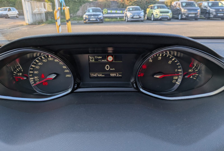 Peugeot 308 SW II 1.5 HDi 130 ACTIVE BUSINESS / HISTORIQUE D'ENTRETIEN COMPLET / GARANTIE 12 MOIS