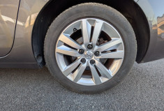 Peugeot 308 SW II 1.5 HDi 130 ACTIVE BUSINESS / HISTORIQUE D'ENTRETIEN COMPLET / GARANTIE 12 MOIS